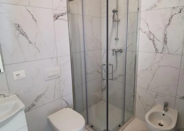 Modern In Апартаменти