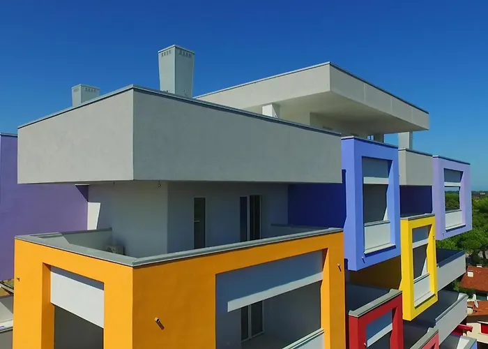 Modern In Бібіоне